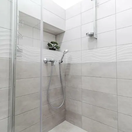 Midwheel Apartment 9 Lviv Exterior photo