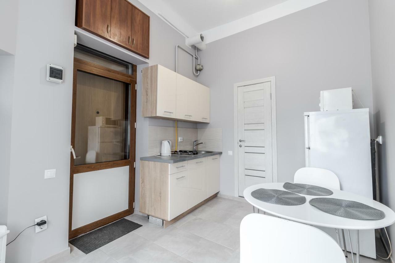Apartment Midwheel 9 *